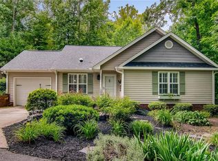 198 Bradberry Ln, Winston Salem, NC 27104