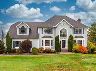 34 Bigos Rd, Litchfield, CT 06759