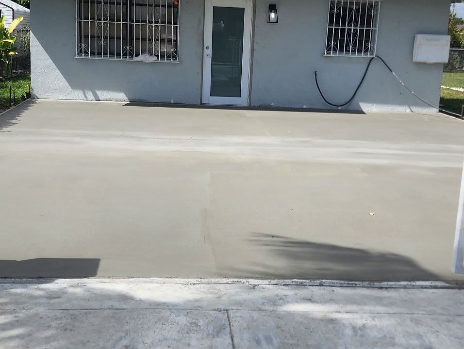 1st image of 576 NW 2nd St