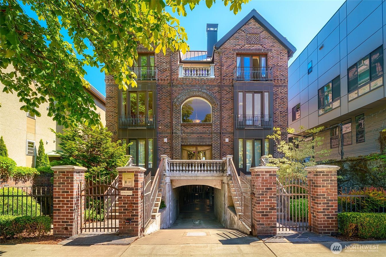 1st image of 1122 Broadway E #301