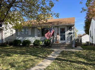 230 N Euclid Ave, Bradley, IL 60915