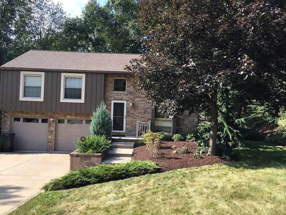 1st image of 565 Chaparral Dr