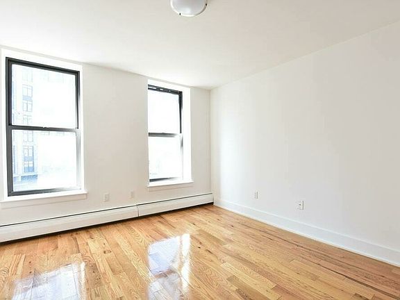 3rd image of 2268 Frederick Douglass Blvd #3