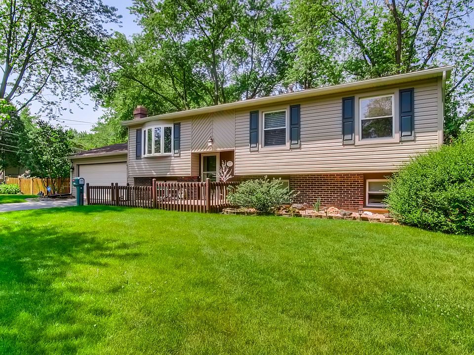1st image of 8020 Eastwood Ln