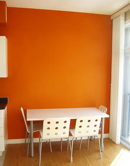 116 University Ave W — Photo 10