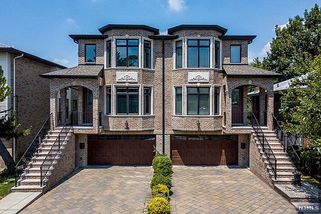 1st image of 2455 Leighton St #2455