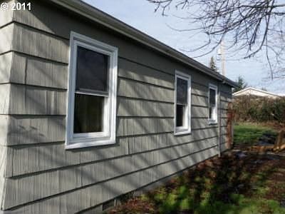 2nd image of 9341 SE Alder St