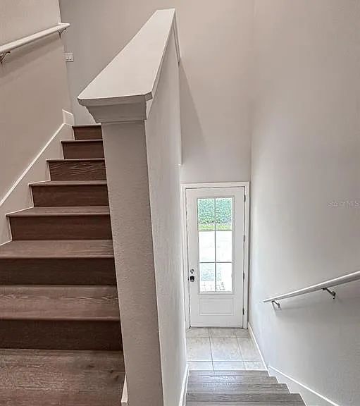 13825 Lippman Aly — Photo 3