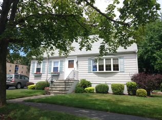 39 Running Brook Rd, West Roxbury, MA 02132
