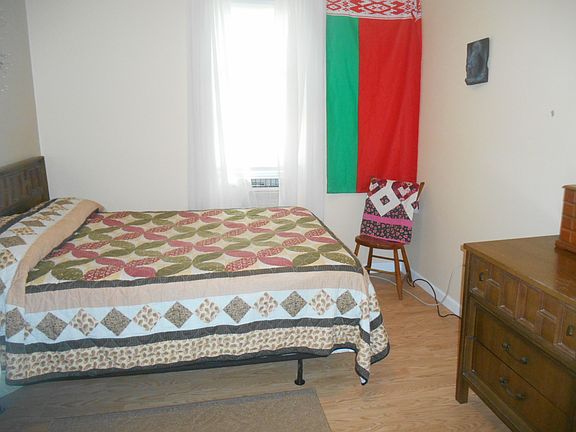 4th image of 6 Cottage St