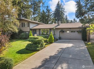 9528 53rd St W, University Place, WA