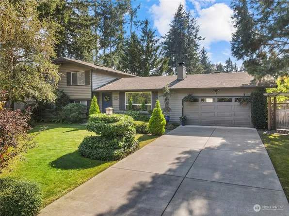 9528 53rd Street W, University Place, WA 98467
