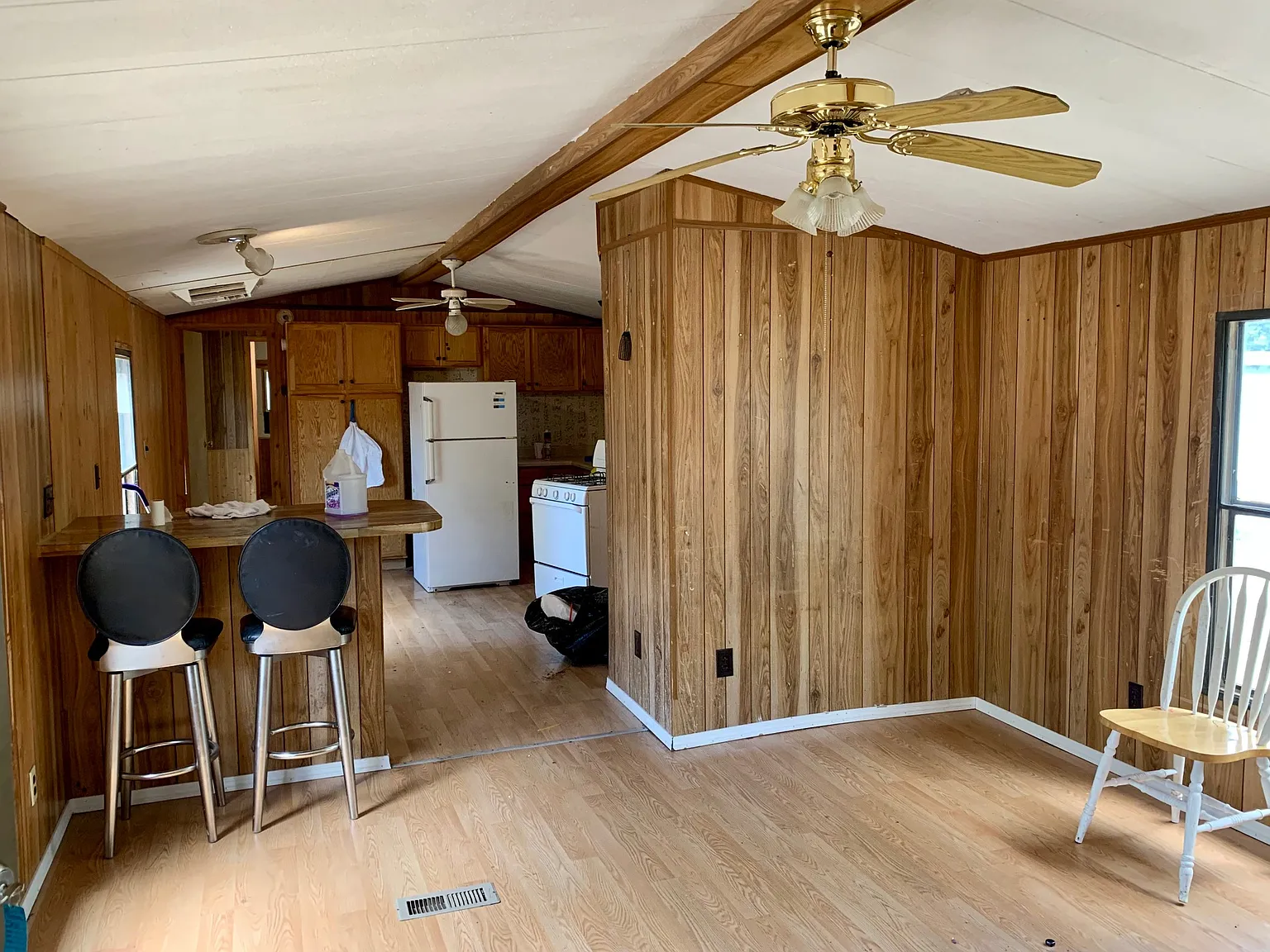 3 bed, 800 sqft, $1,000 — Photo 4