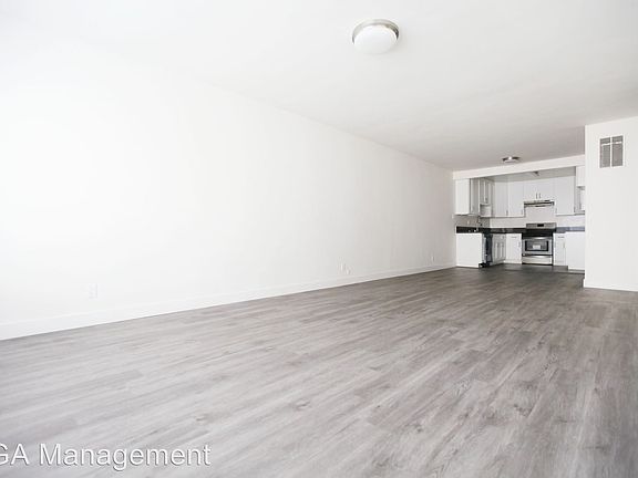 5th image of 717 S Berendo St APT 309