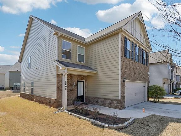 2nd image of 2002 Bridgewater Pass