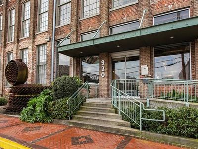 920 Poeyfarre St APT 256, New Orleans, LA, 70130