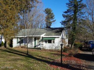 219 Evergreen Rd, Niles, MI 49120