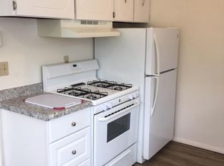 960 Torero Ln, Florissant, MO 63031