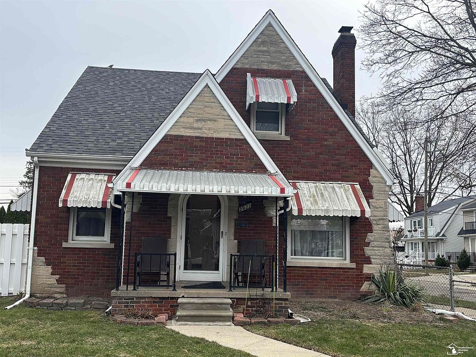 1st image of 2933 Fort Park Blvd