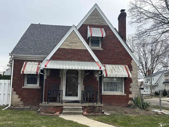 2933 Fort Park Blvd, Lincoln Park, MI 48146