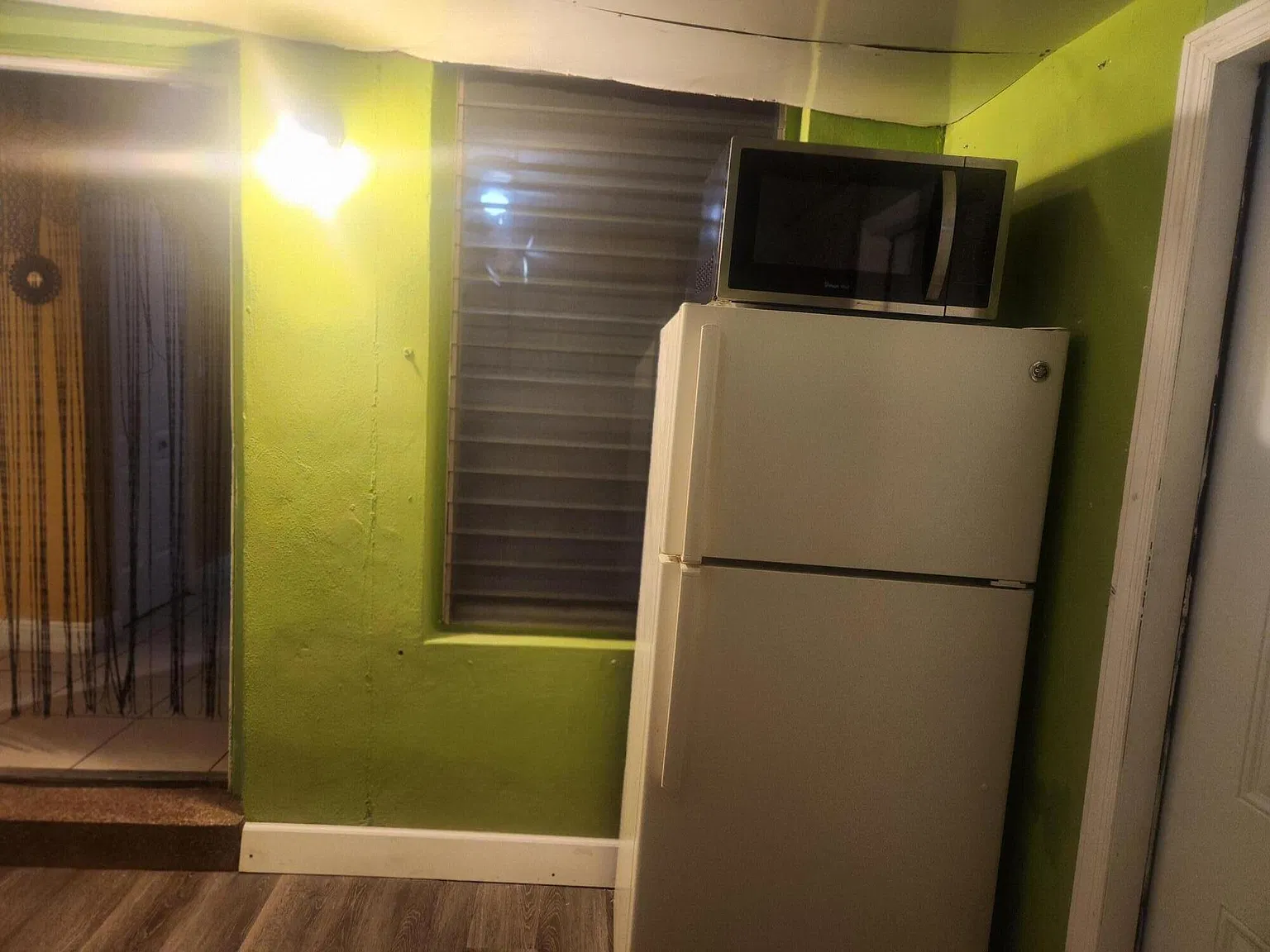 1 bed, 1.0 bath, 1094 sqft, $1,400 — Photo 2