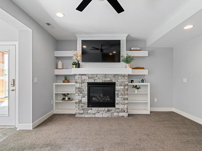 8435 Ottawa St — Photo 25
