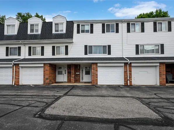 2005 Presidential Pkwy APT 81, Twinsburg, OH 44087
