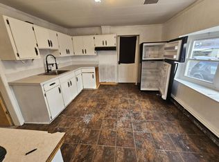 1505 Bellows Falls Rd APT 1, Charlestown, NH 03603