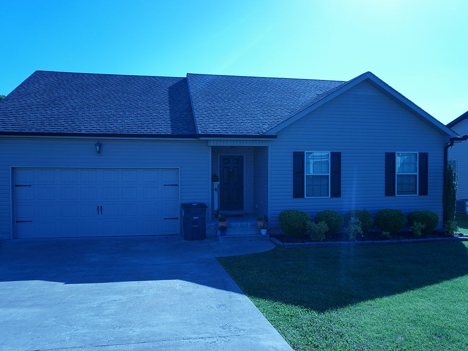 1st image of 548 Tracy Ln