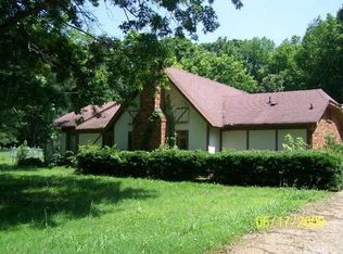 8594 Cates Dr, Millington, TN 38053