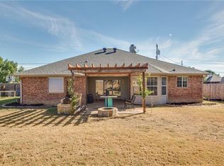 4000 View Point Dr, Granbury, TX 76048