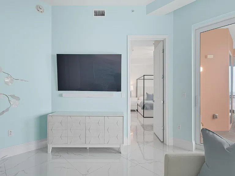 200 Ocean Crest Dr #1111 — Photo 30