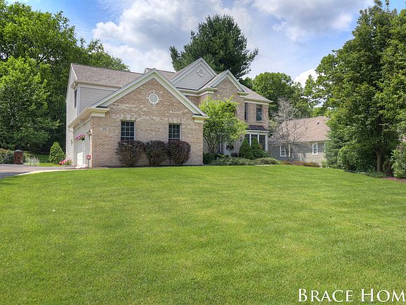 4th image of 3809 Goodwood Dr SE