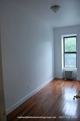 Rented by Bohemia Realty Group | media 8