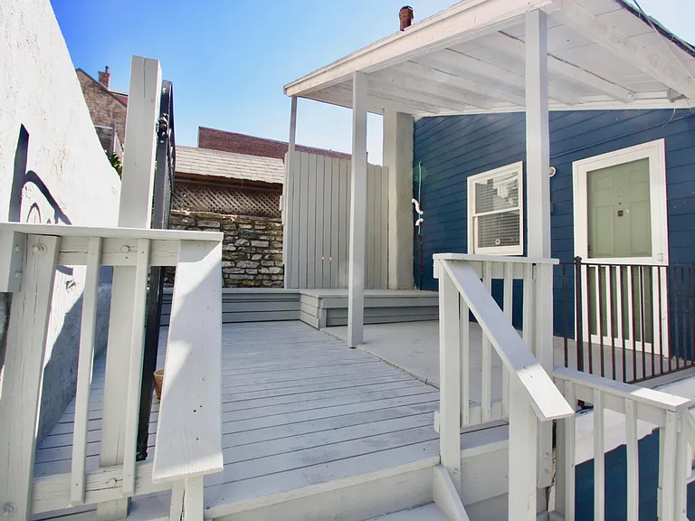 436 Liberty Hl #2 — Photo 3