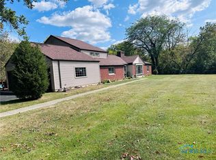 217 Maywinn Dr, Defiance, OH 43512