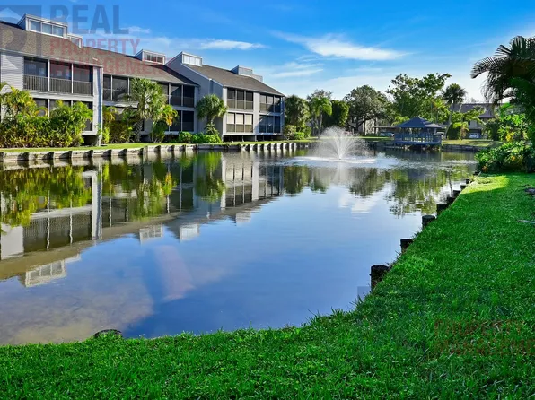 251 Fenwick Dr Unit 14, Venice, FL 34285