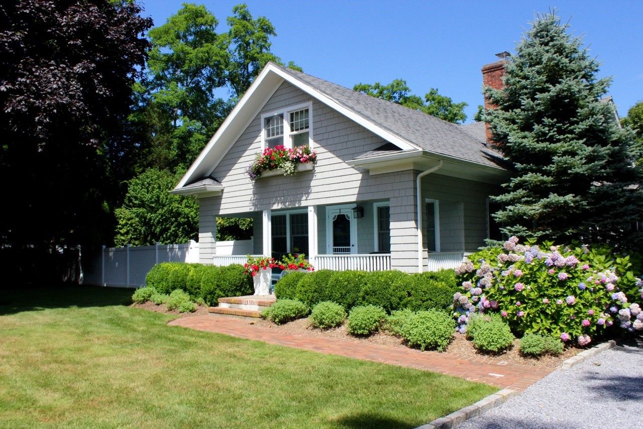  Country Home Near the Bay