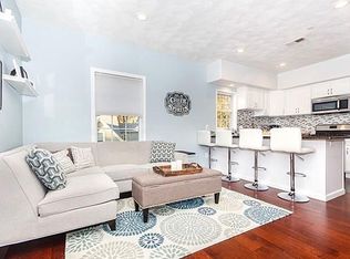 481 Lebanon St APT 4, Melrose, MA 02176