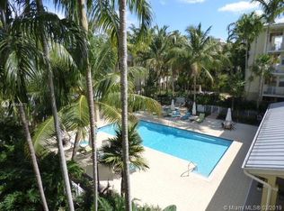 7520 SW 102nd St #204, Pinecrest, FL 33156