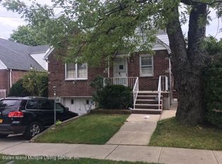 667 Davis Ave, Staten Island, NY 10310