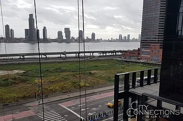 5 Tudor City Place, #222