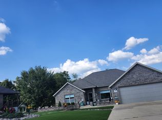12077 David Ct, Siloam Springs, AR 72761
