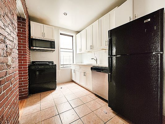 3rd image of 570 W 156th St APT 53