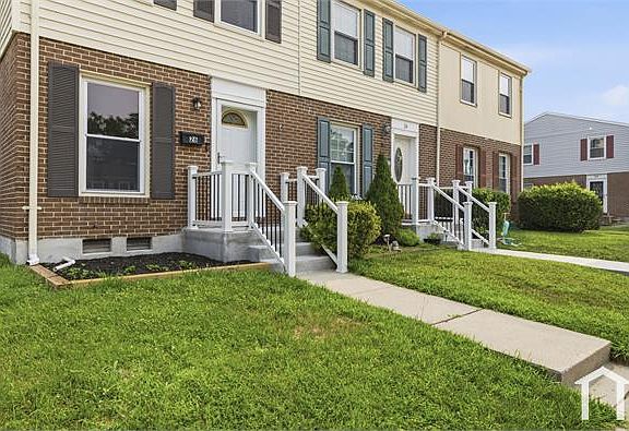 4th image of 26 Coatsbridge Ct