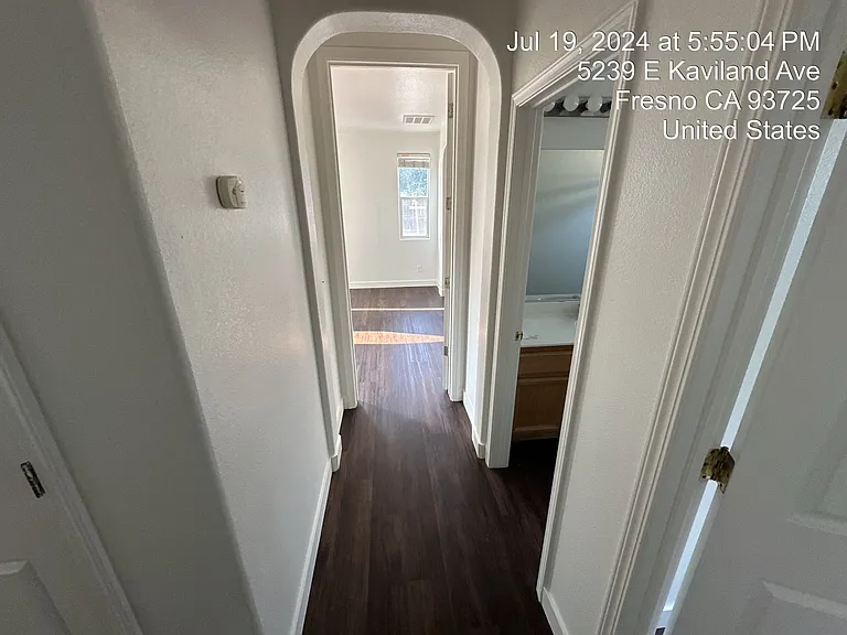 5239 E Kaviland Ave — Photo 7
