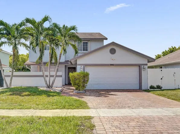 9950 SW 12th St, Hollywood, FL 33025