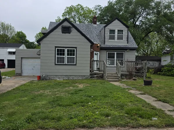 213 E Carlton St, Pittsburg, KS 66762