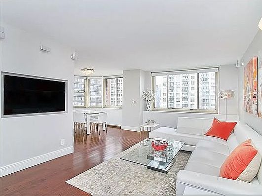 1st image of 30 W 63rd St APT 15K