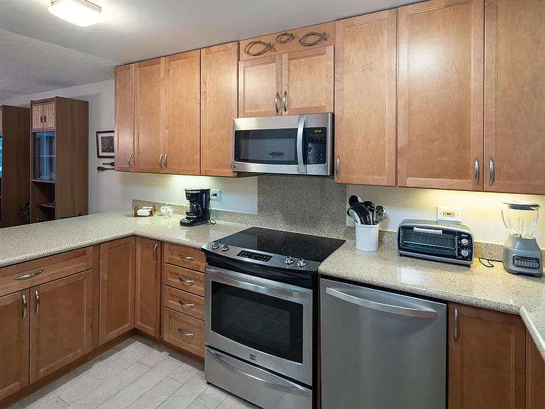 531 Hahaione St #1D-1 — Photo 13
